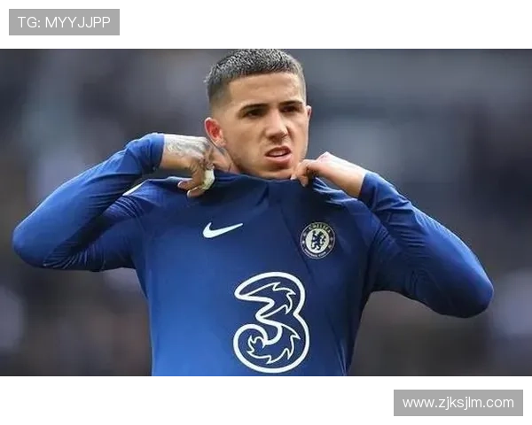 土耳其足球明星男士发型大揭秘时尚潮流引领者 土耳其足球明星男士发型大揭秘时尚潮流引领者