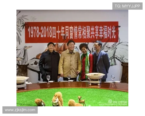 足球明星温馨陪伴孕妻共享幸福时光展现家庭甜蜜生活